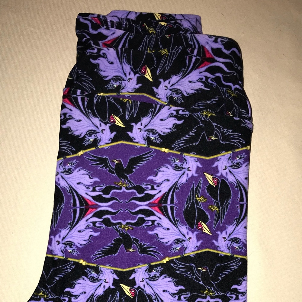 BNWOT OS Disney Maleficent Leggings